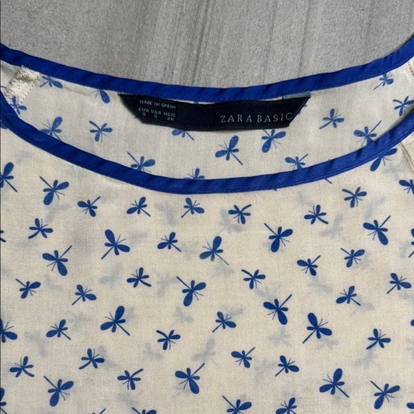 Zara Blue and Cream Boxy Short Sleeve Blouse - Picture 2 of 5